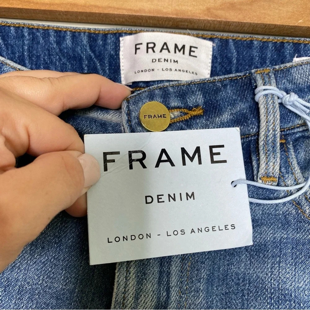✨NWT Frame Renton Wash Distressed Le Grand Garcon Denim Jean Shorts Size 24 - Picture 4 of 9